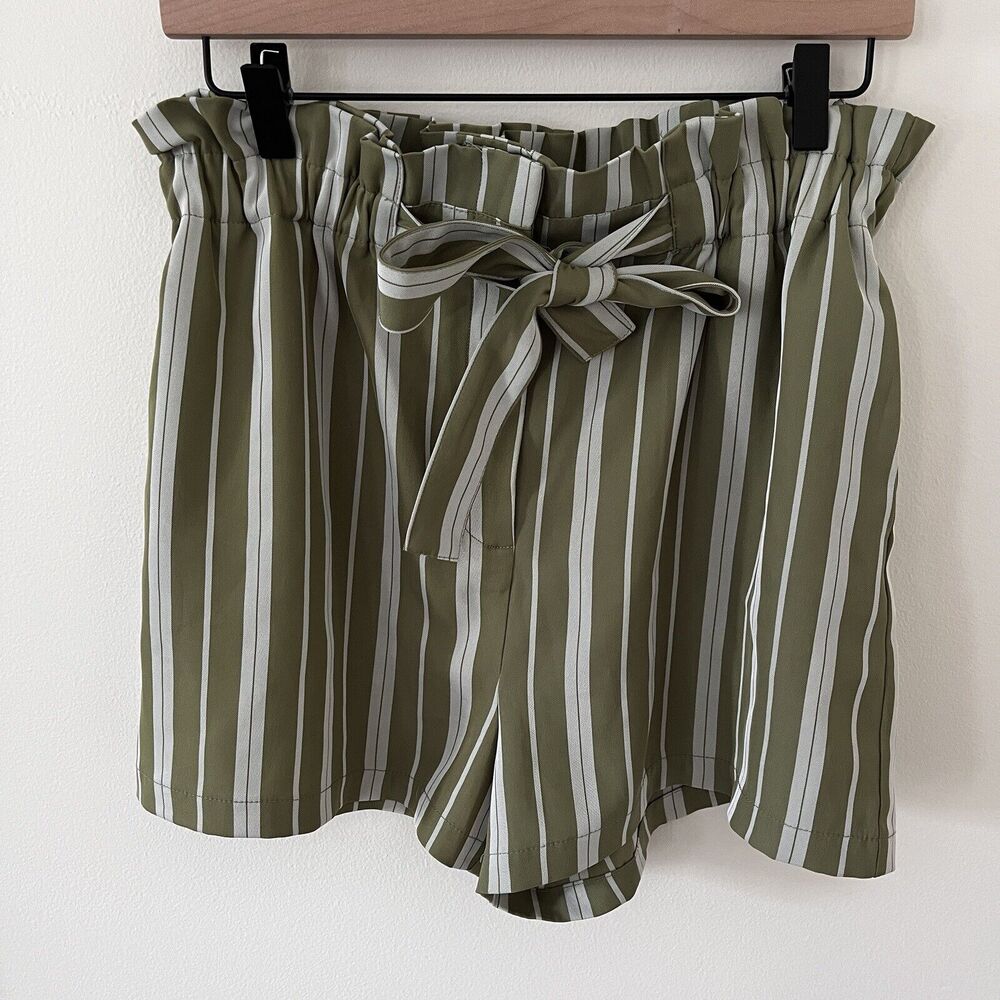 Forever 21 Green & Cream Stripped Paperbag Tie Front Shorts Women Size Large